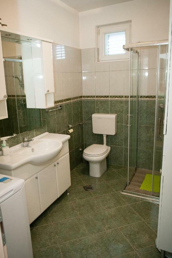 Apartman Ana Radovin Exterior foto